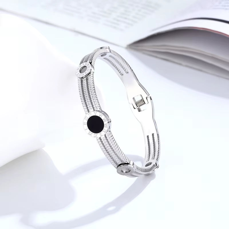Exquisite Small Gears 5 Roman Numeral Bracelets & Bangle for Women Stainless Steel Fashion Brand Bangle Jewelry Friends Gift